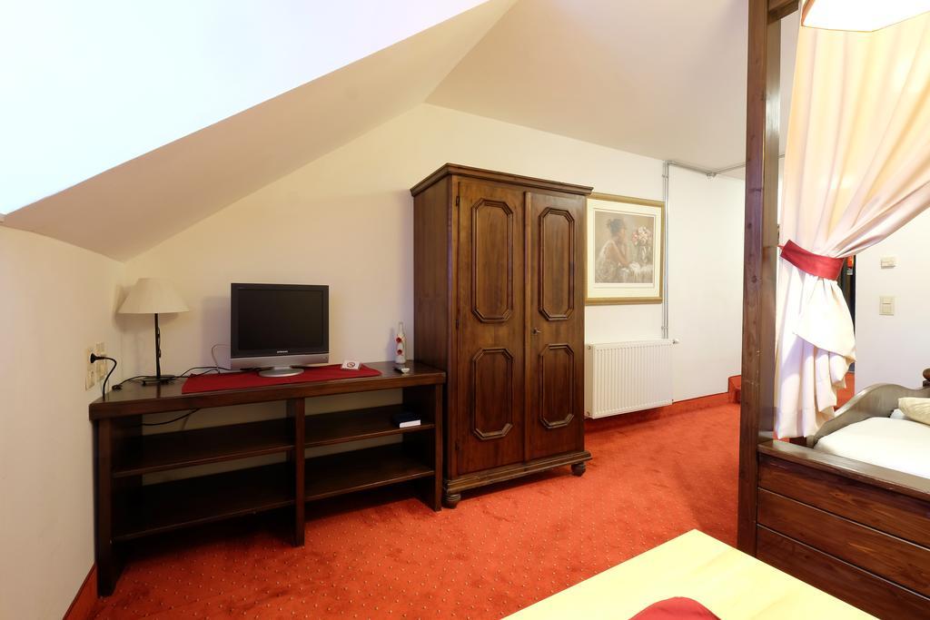 Alpenhotel Marcius Sonnenalpe Nassfeld Rom bilde
